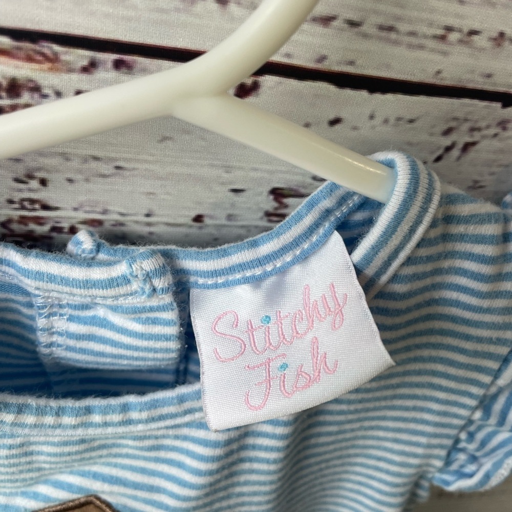 Stitchy Fish // Blue Striped Kids Romper with Barn Appliqué Size 9 Months - Picture 5 of 5